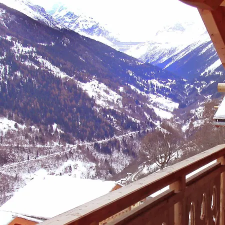 Luxury Chalet On Sunny Hillside In Chalet